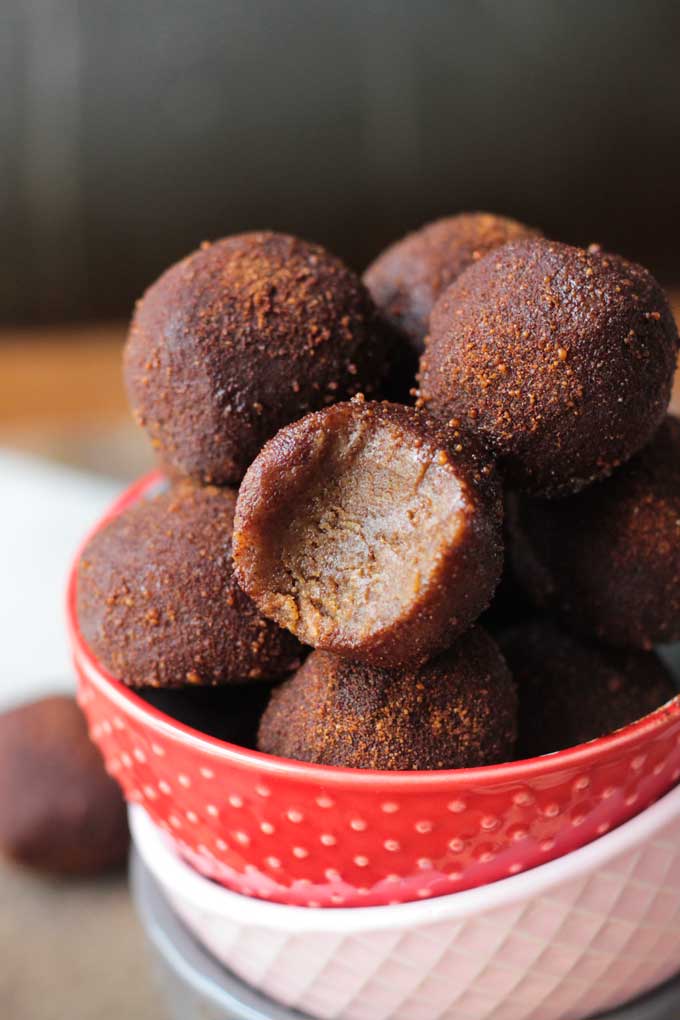 100 Vegan Fall Dessert Recipes