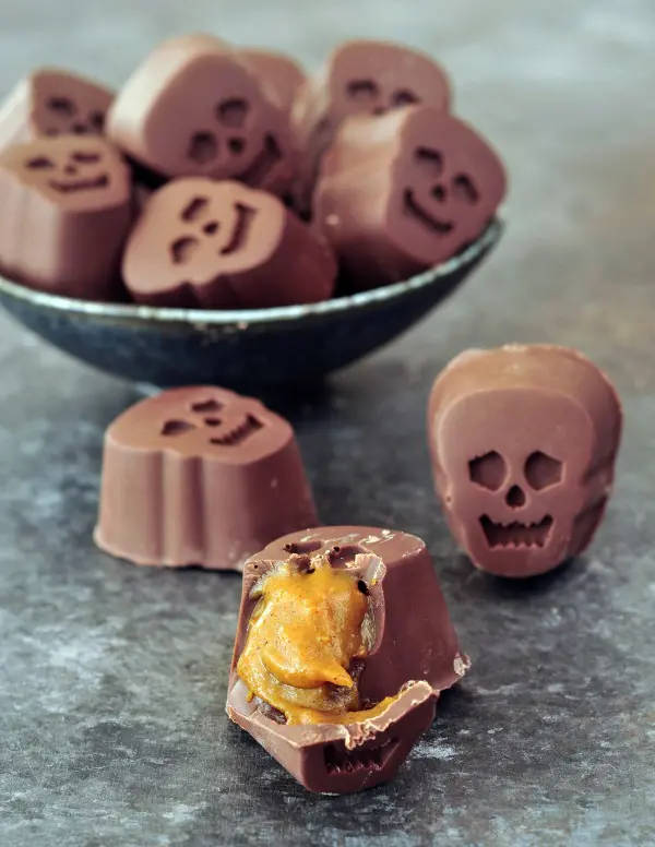 100 Vegan Fall Dessert Recipes